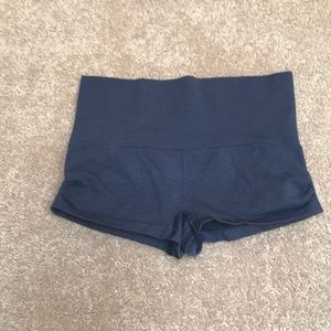 Lululemon sculpt shorts